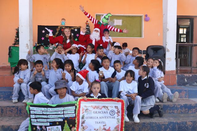 antonio de ulloa rebecca adventure travel team and kids at antonio de ulloa school.