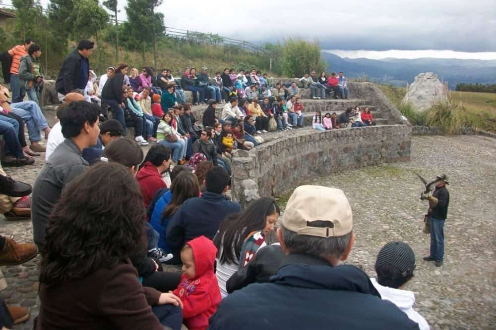condor park otavalo condor park birds exhibition.