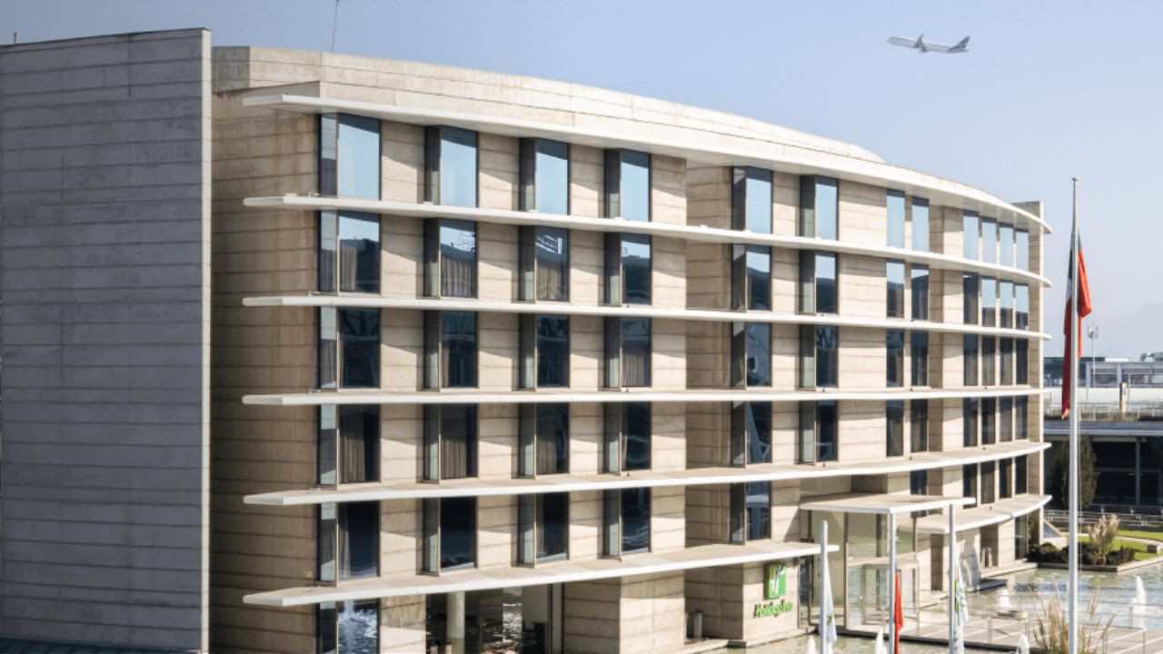 Hotel Holiday Inn Santiago Airport Terminal