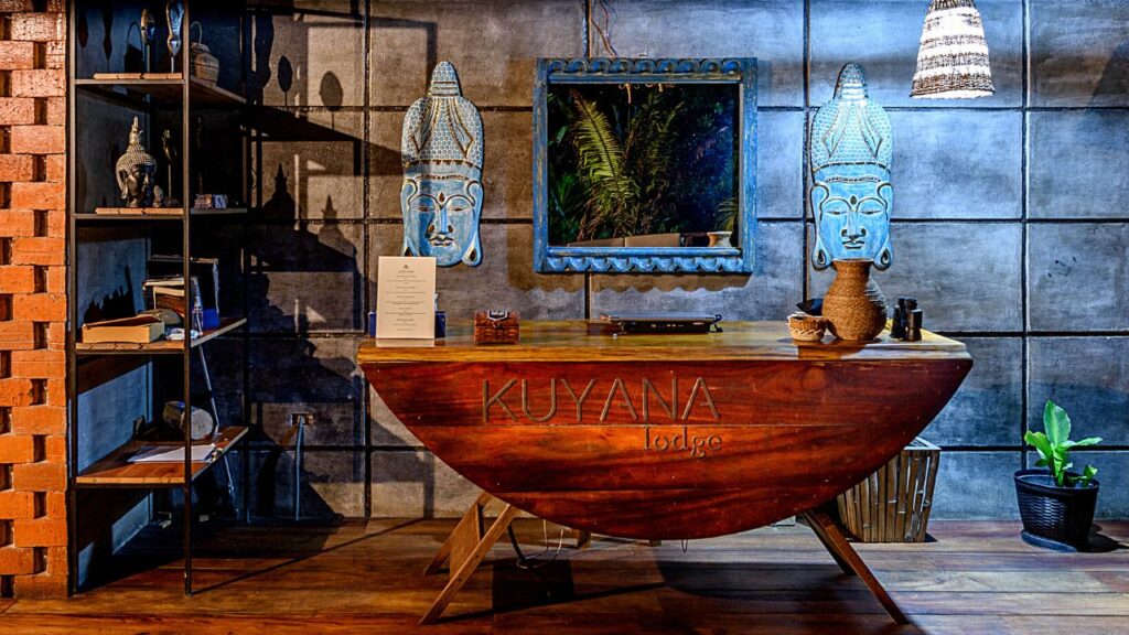 kuyana lodge dock kuyana lodge-lobby
