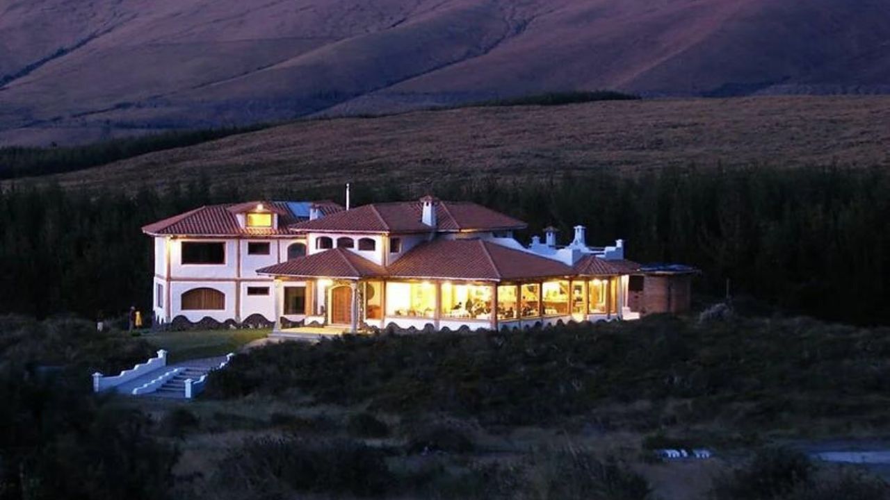 los mortinos front los mortiños hacienda