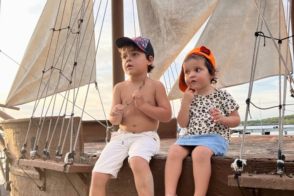 puerto baquerizo moreno san cristobal galapagos san cristobal boat