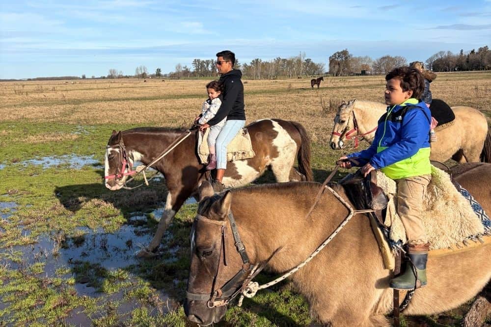 rebeccas children horsebackriding argentina rebeccas children horsebackriding argentina