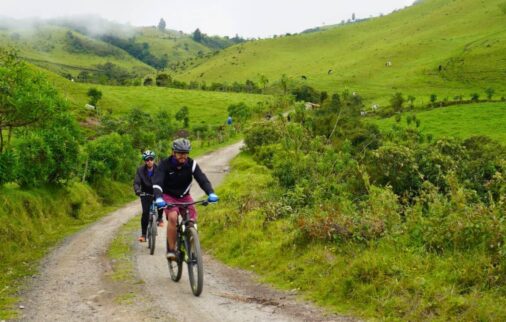 the best biking routes in ecuador
