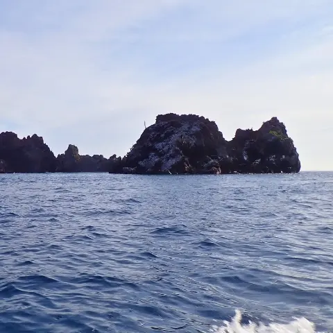 Devil-Crown-Islet Rebecca Adventure Travel Devil Crown Snorkeling - Galapagos Cruises