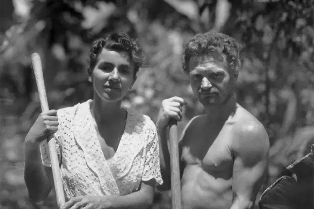 galapagos affair dore strauch and freidrich ritter