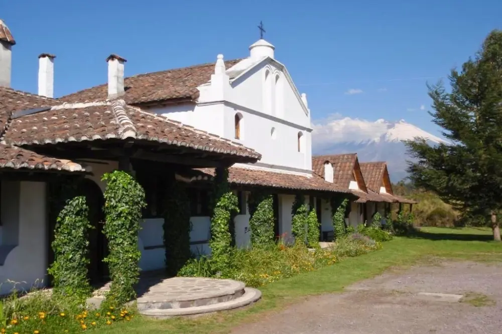 Cuello de Luna Hotel