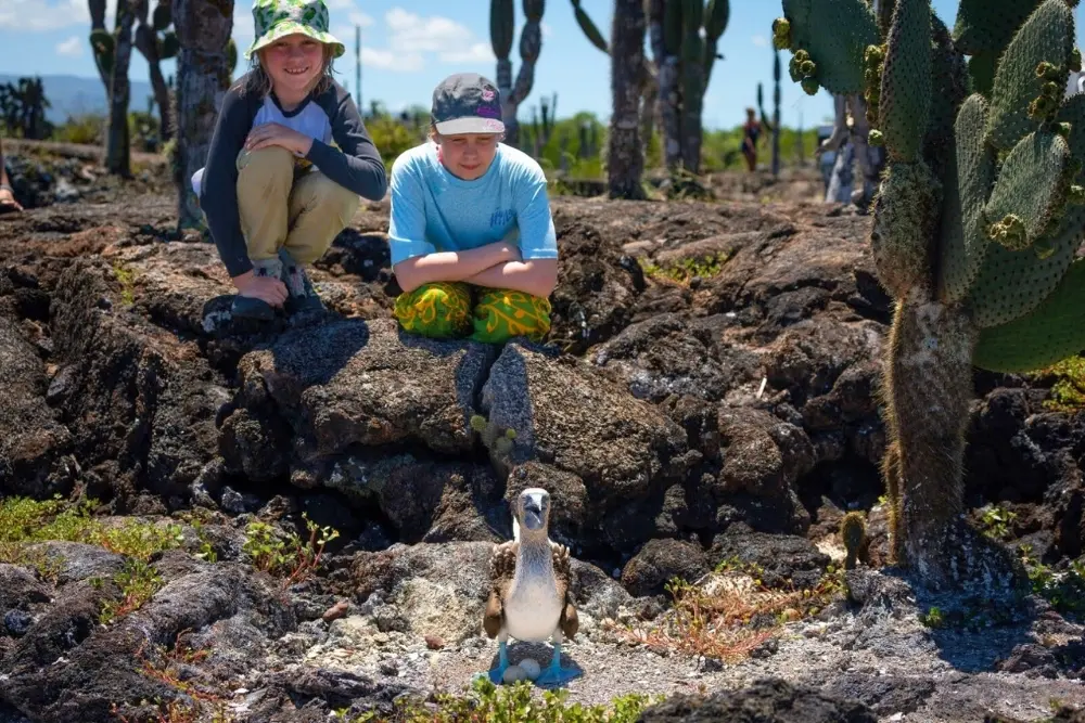 Los tuneles - Galapagos Family tour